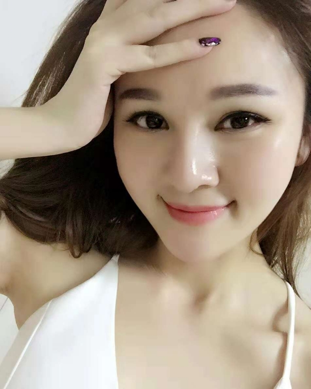 欣颖的第一张照片--佛山相亲服务中心