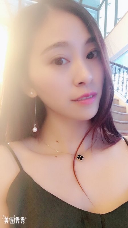 隨風的云的第一张照片--佛山相亲服务中心