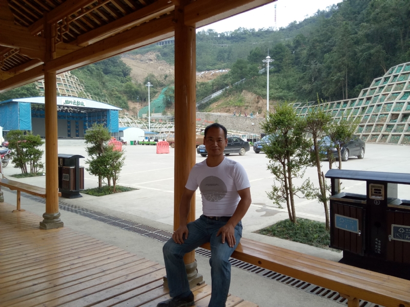 安哥的第一张照片--佛山相亲服务中心