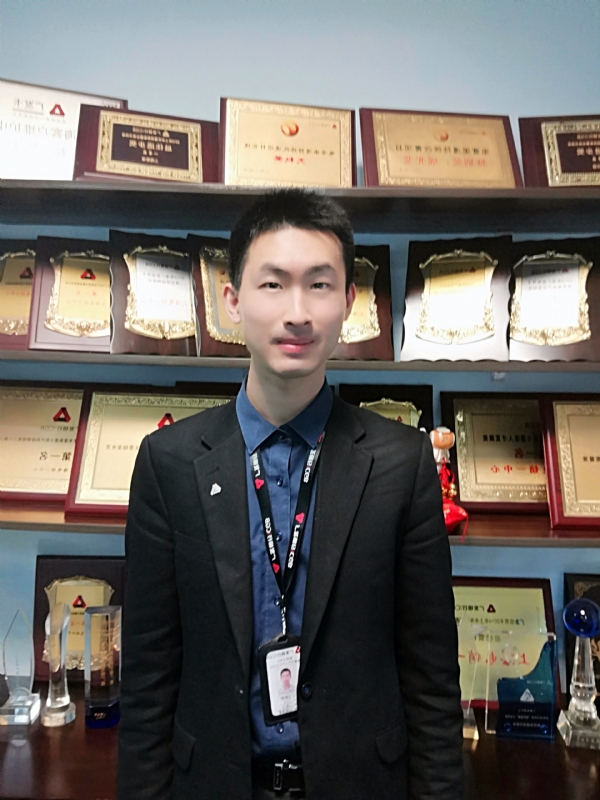 魔都青年的第一张照片--佛山相亲服务中心