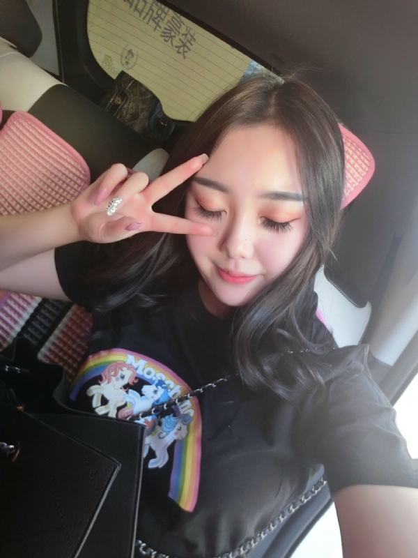 佳怡的第四张照片--佛山相亲服务中心