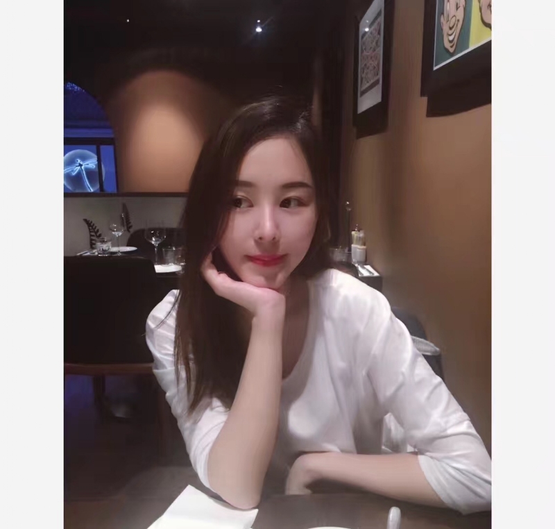 筱月悦的第一张照片--佛山相亲服务中心