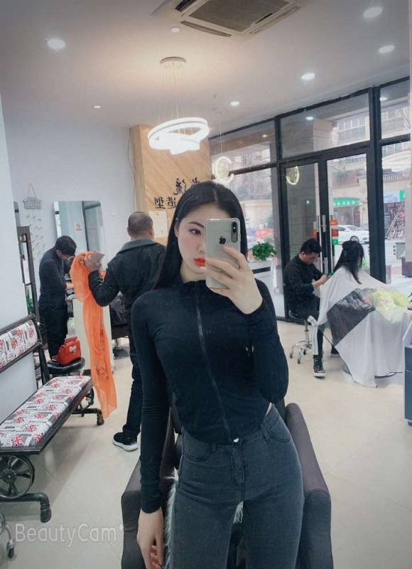 婷婷的第四张照片--佛山相亲服务中心