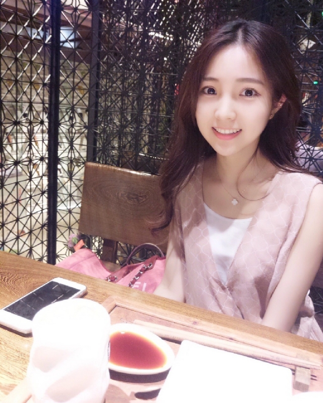 冰艳残阳的第二张照片--佛山相亲服务中心