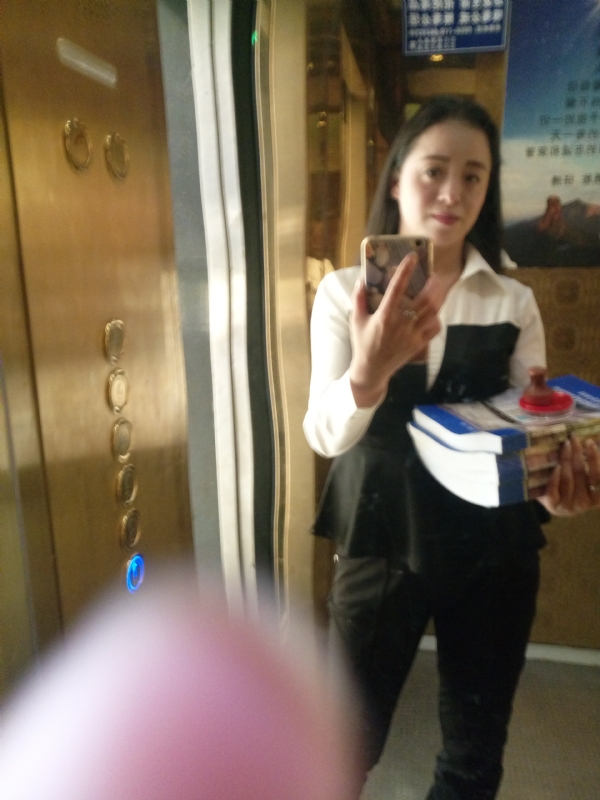 铿锵玫瑰的第一张照片--佛山相亲服务中心