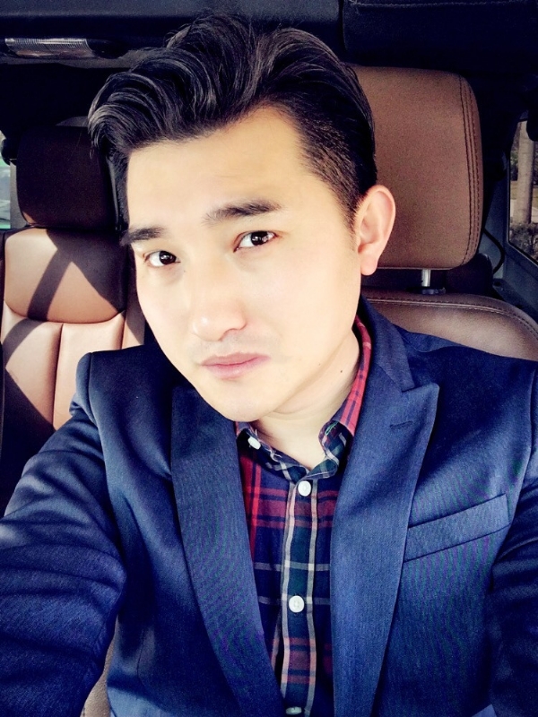 奋斗的第三张照片--佛山相亲服务中心