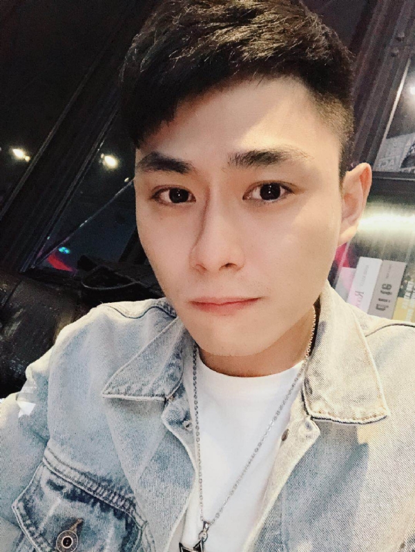 浩浩的第一张照片--佛山相亲服务中心