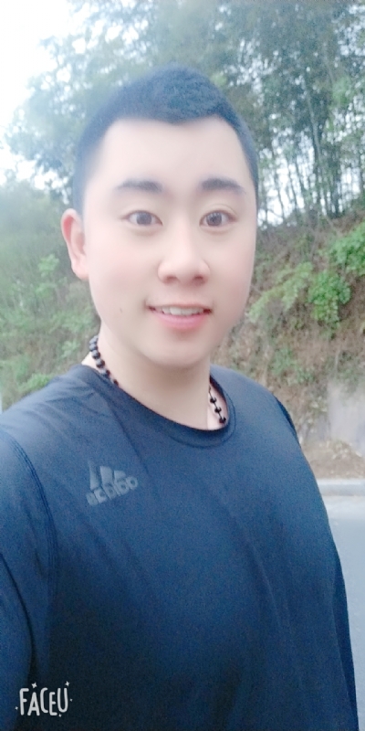 帅小伙的第一张照片--佛山相亲服务中心