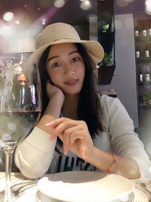 Daisy的第一张照片--佛山相亲服务中心