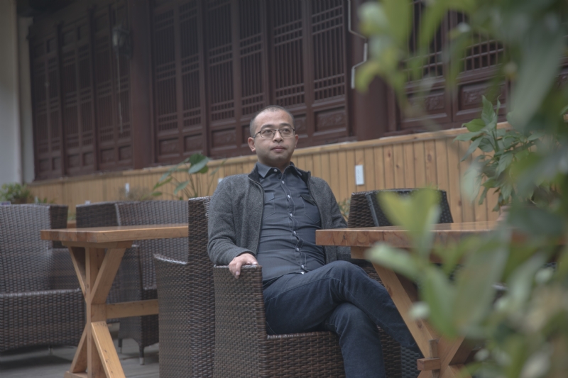 世界那么大的第一张照片--佛山相亲服务中心