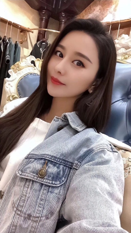 李珊珊的第一张照片--佛山相亲服务中心