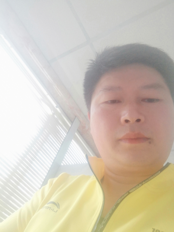 山男的第一张照片--佛山相亲服务中心