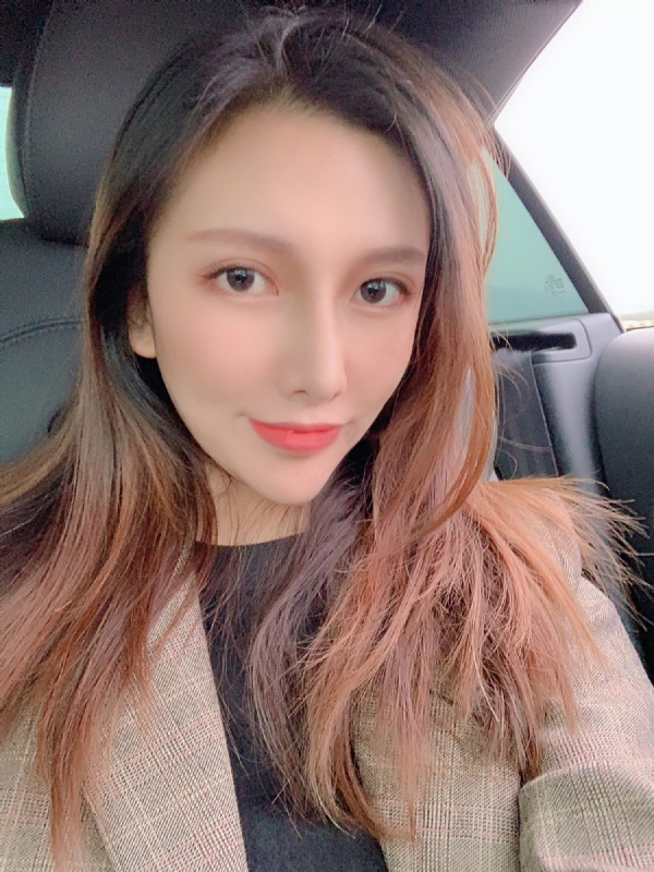 李岚Lancy的第一张照片--佛山相亲服务中心