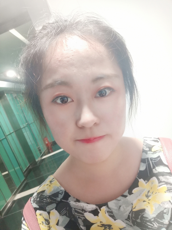 小花伞的第一张照片--佛山相亲服务中心