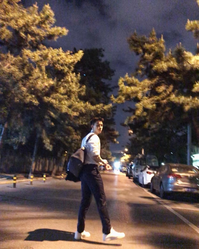 深海的第二张照片--佛山相亲服务中心