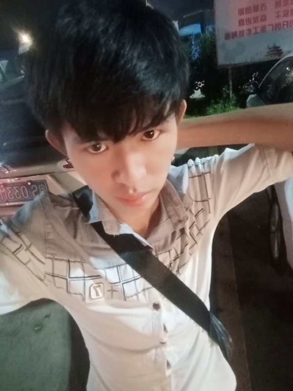 杨哥的第一张照片--佛山相亲服务中心