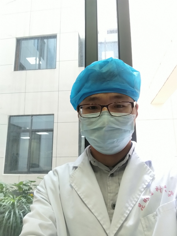 口腔小医生的第一张照片--佛山相亲服务中心