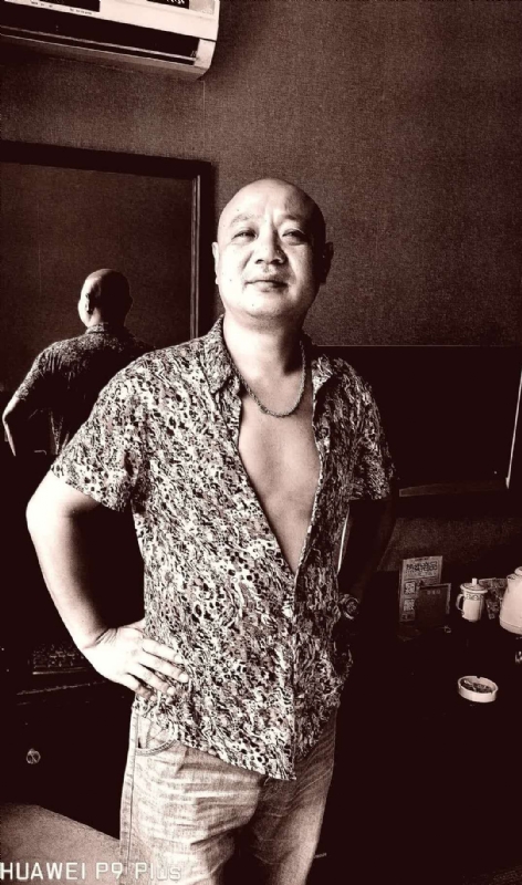 该谁是谁的第一张照片--佛山相亲服务中心