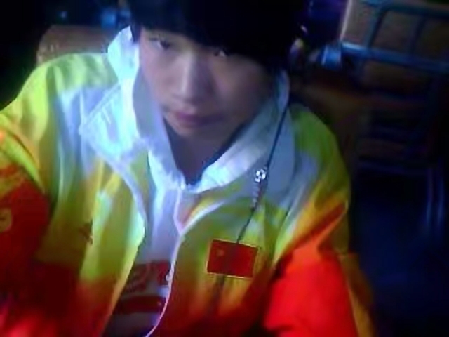 路边的野草的第一张照片--佛山相亲服务中心