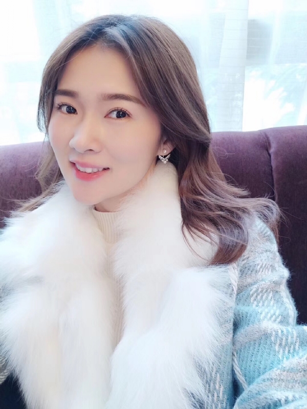 邓媛的第一张照片--佛山相亲服务中心