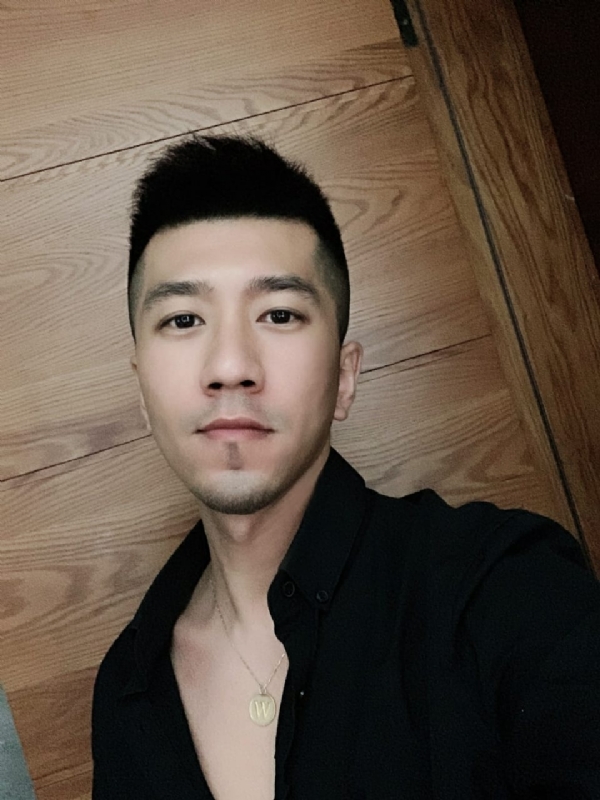 佳佳的第一张照片--佛山相亲服务中心