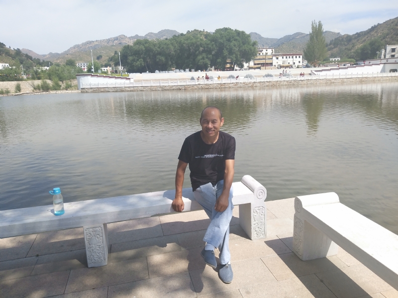 大漠独行的第一张照片--佛山相亲服务中心