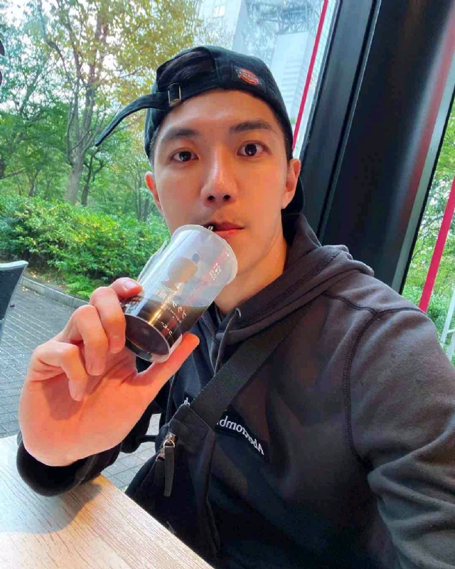 苏天奇的第一张照片--佛山相亲服务中心