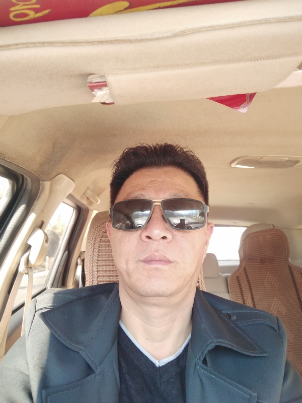 傲骨寒梅的第一张照片--佛山相亲服务中心