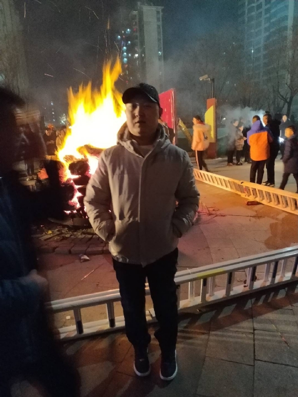 爱情里的俩个人的第二张照片--佛山相亲服务中心