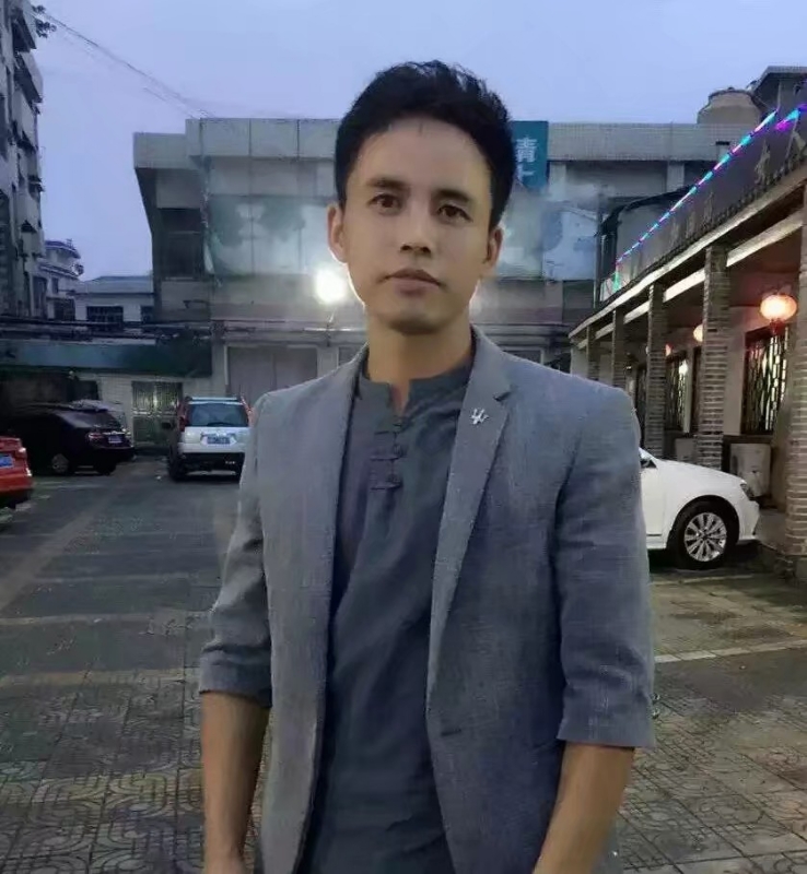 华谢的第一张照片--佛山相亲服务中心