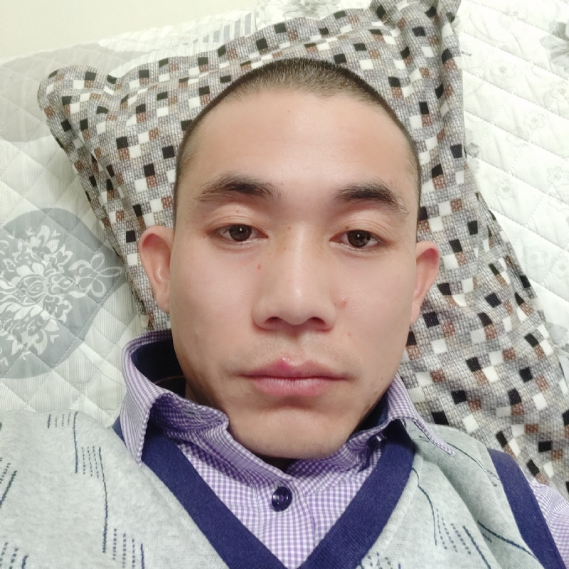 龙飞的第一张照片--佛山相亲服务中心