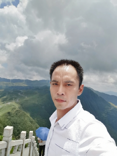 LXZ的第一张照片--佛山相亲服务中心