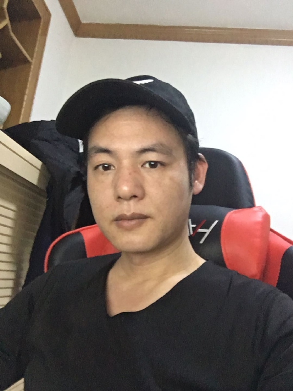 扛枪打鸟的第一张照片--佛山相亲服务中心