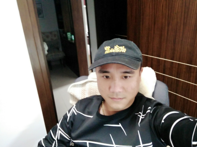 坚持我爱的第一张照片--佛山相亲服务中心