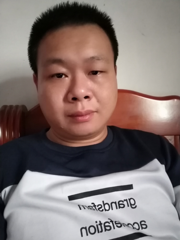 飞的第一张照片--佛山相亲服务中心