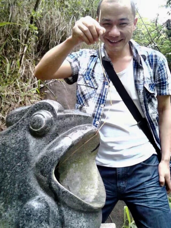 搜搜更懂你的第一张照片--佛山相亲服务中心