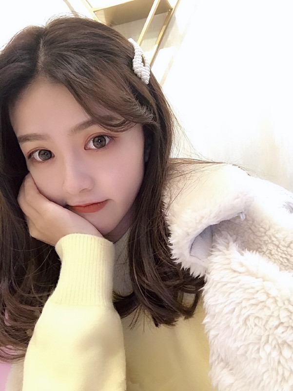 薇薇外送的第一张照片--佛山相亲服务中心