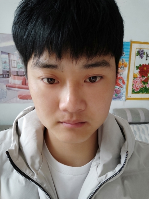 偏丶执的第二张照片--佛山相亲服务中心