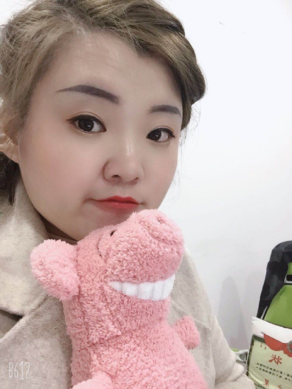 李娜的第一张照片--佛山相亲服务中心