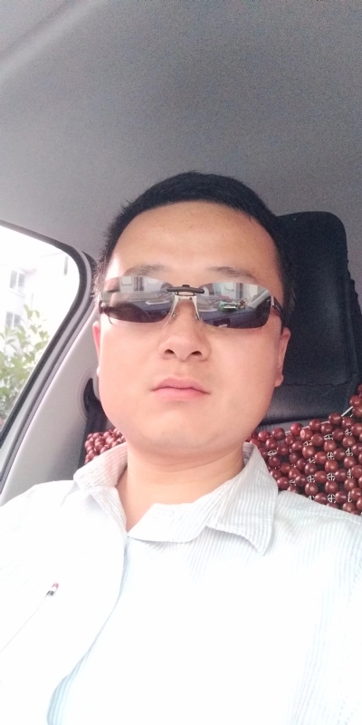 痛苦的单身狗的第一张照片--佛山相亲服务中心