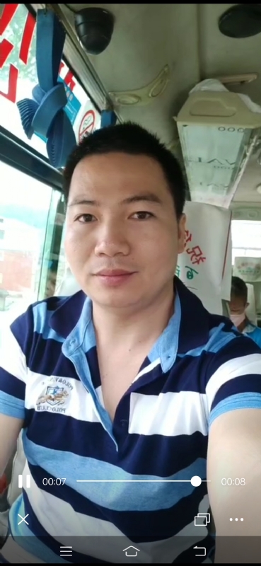 恋人未满的第一张照片--佛山相亲服务中心