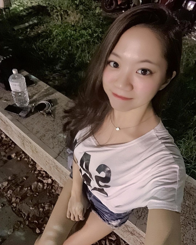 欣欣的第一张照片--佛山相亲服务中心