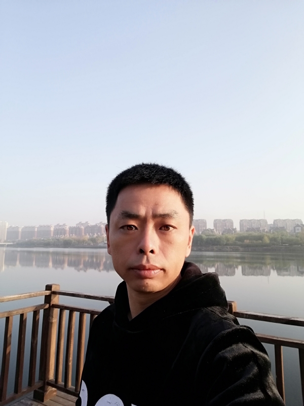 蓝颜的第一张照片--佛山相亲服务中心