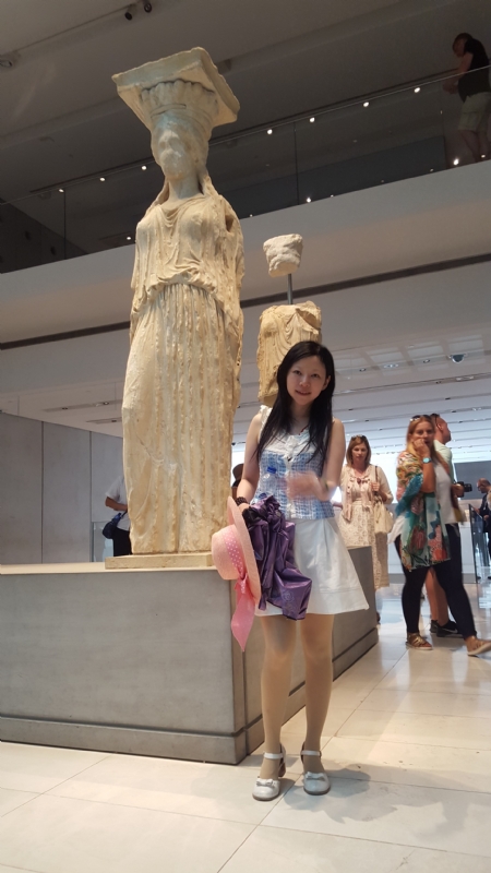 捻花微笑的第一张照片--佛山相亲服务中心