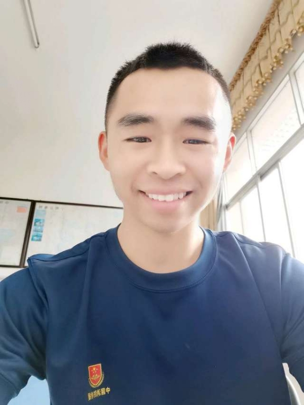 超超的第二张照片--佛山相亲服务中心