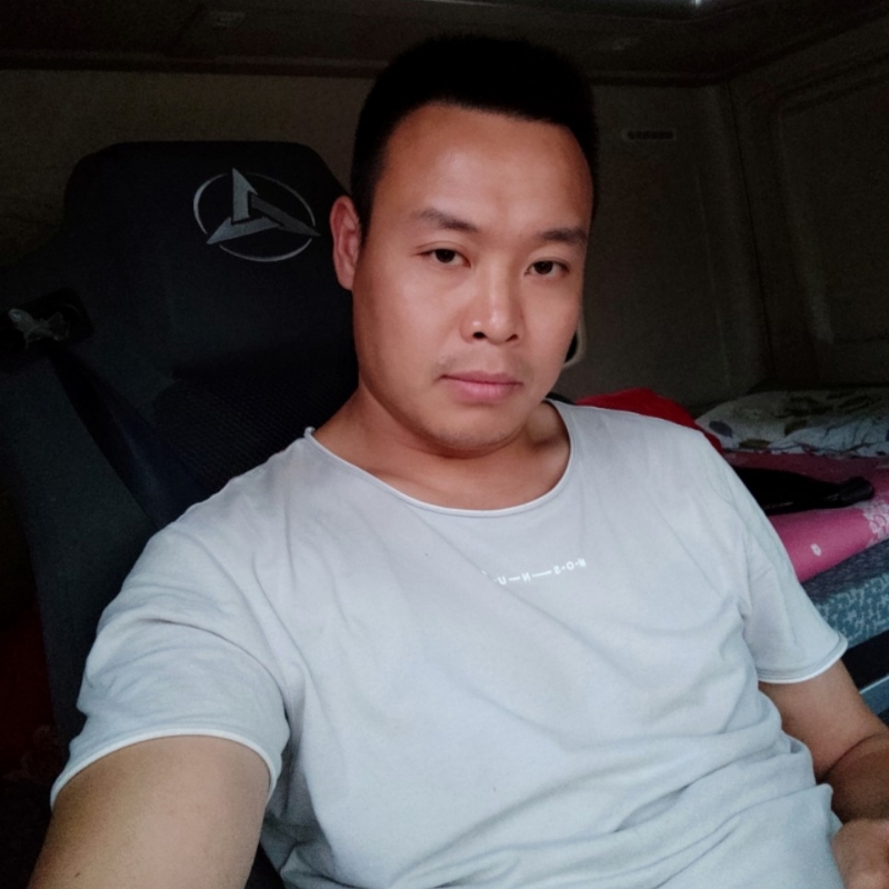 默默的第二张照片--佛山相亲服务中心