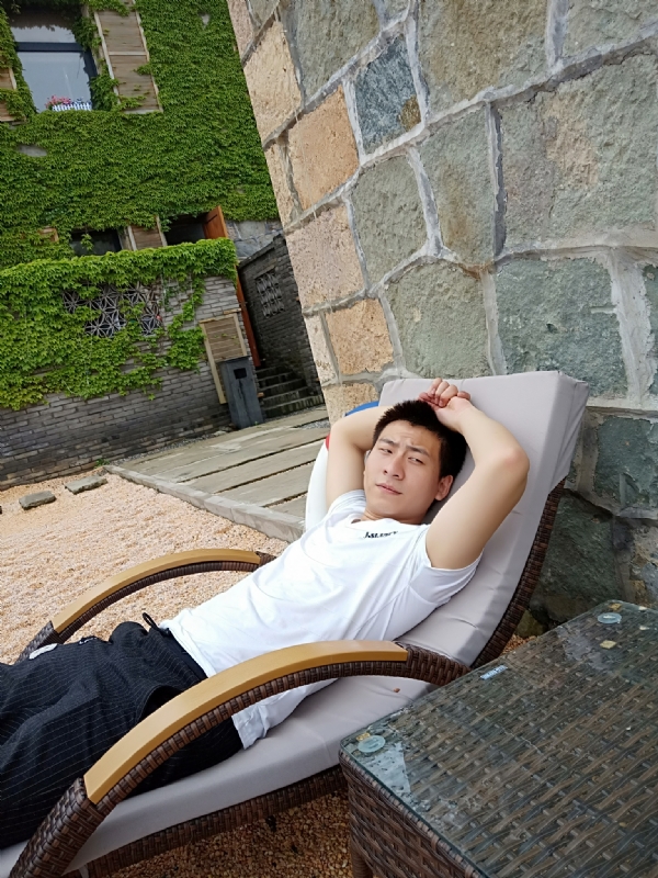 真心寻找另一半的第一张照片--佛山相亲服务中心