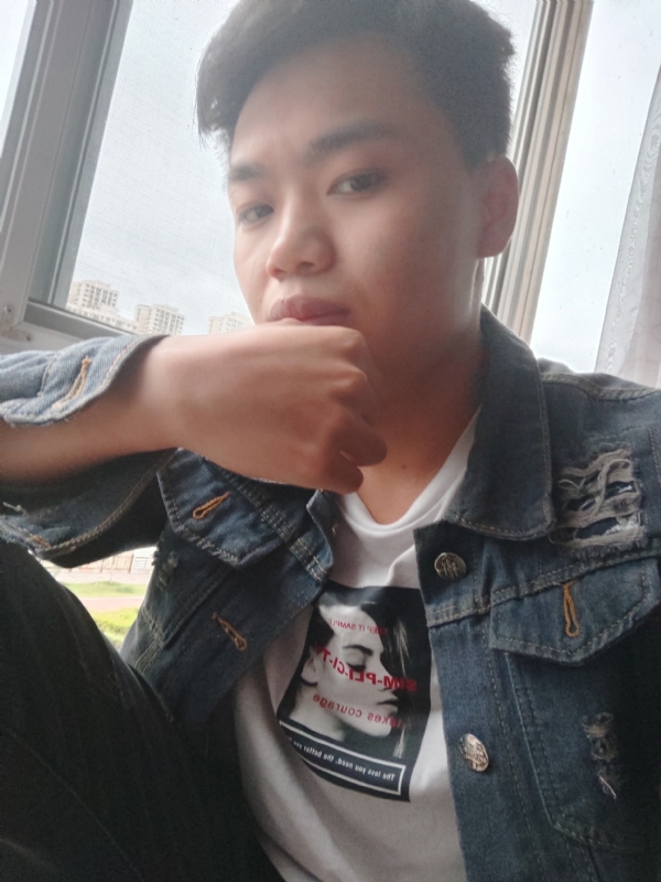 鬼卿的第四张照片--佛山相亲服务中心