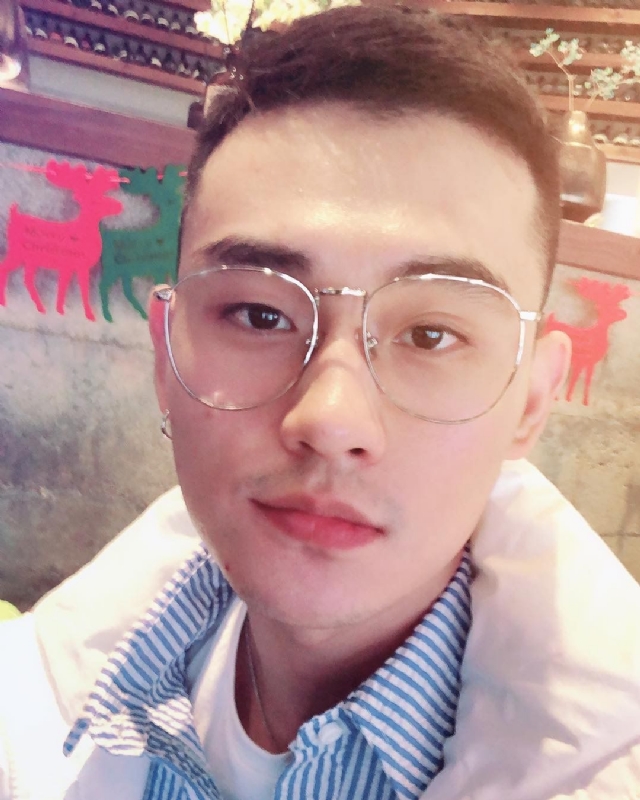 胡强很孤单的第一张照片--佛山相亲服务中心