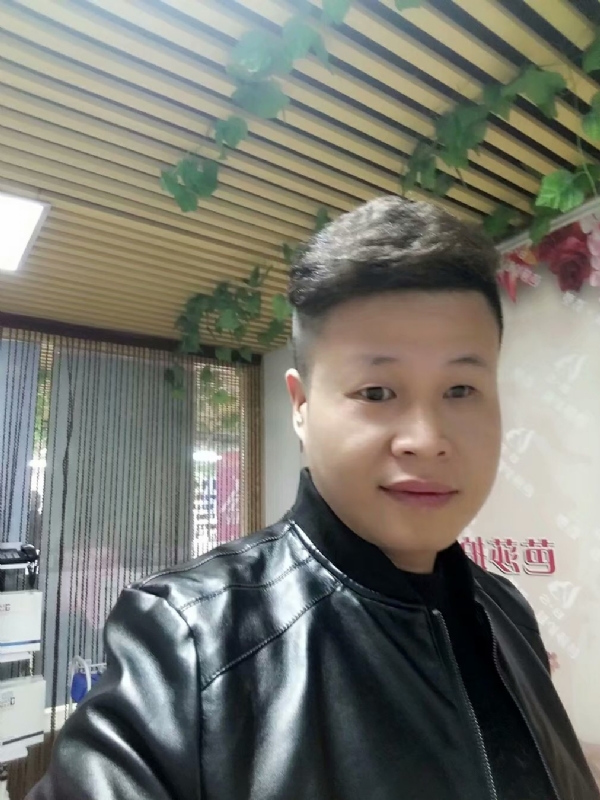 萧郎的第一张照片--佛山相亲服务中心